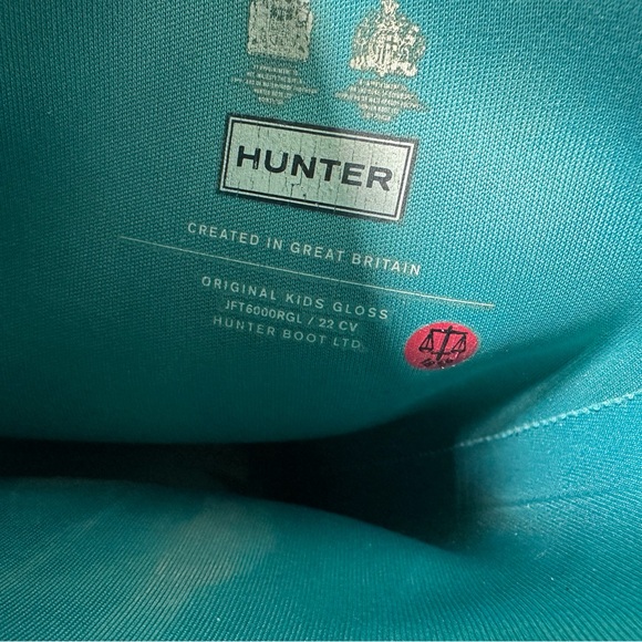 Hunter Original Kids Gloss Rubber Rain Boots - Picture 8 of 10